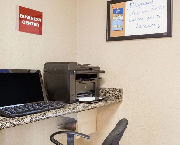 Hotel Available for Corporate Housing: 1425 S Tamiami Trl, Sarasota, FL 34239